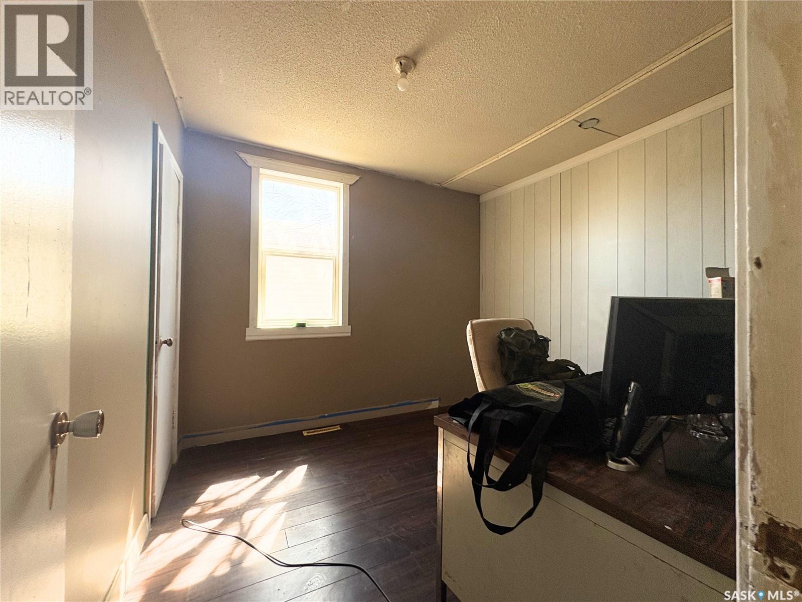 214 9th Street, Humboldt, Saskatchewan  S0K 2A0 - Photo 7 - SK035349