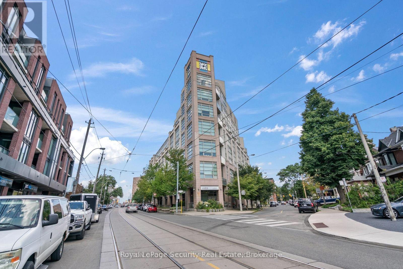511 - 437 RONCESVALLES AVENUE, Toronto, Ontario