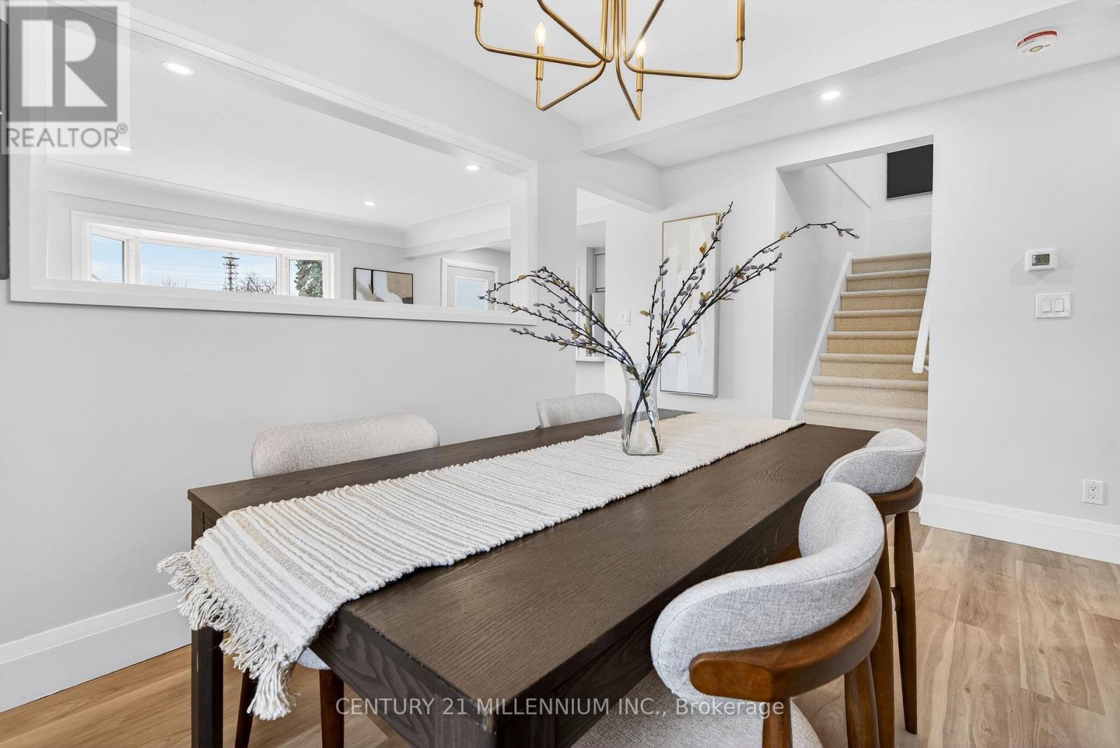 Upper - 330 East 15th Street, Hamilton, Ontario  L9A 4G5 - Photo 15 - X13026654