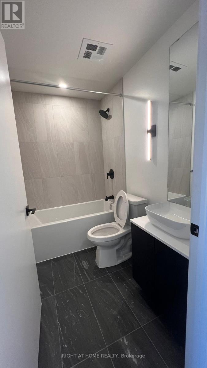 2306 - 1185 Dupont Street, Toronto, Ontario  M6H 0G5 - Photo 9 - W13103790