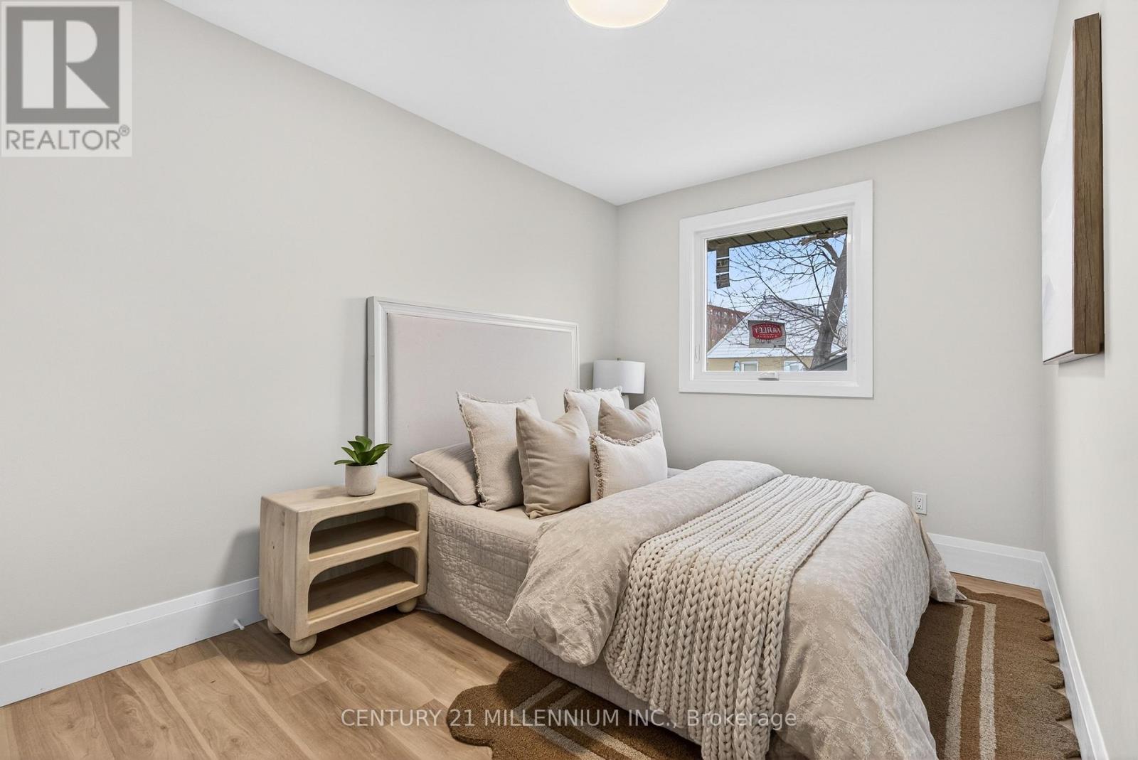 Upper - 330 East 15th Street, Hamilton, Ontario  L9A 4G5 - Photo 16 - X13026654