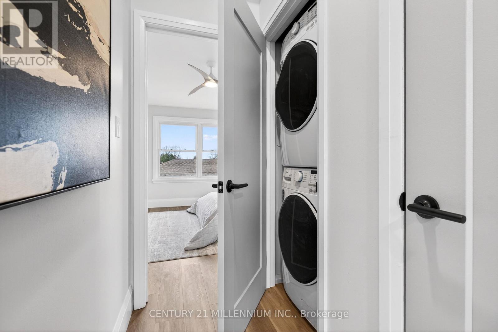 Upper - 330 East 15th Street, Hamilton, Ontario  L9A 4G5 - Photo 34 - X13026654