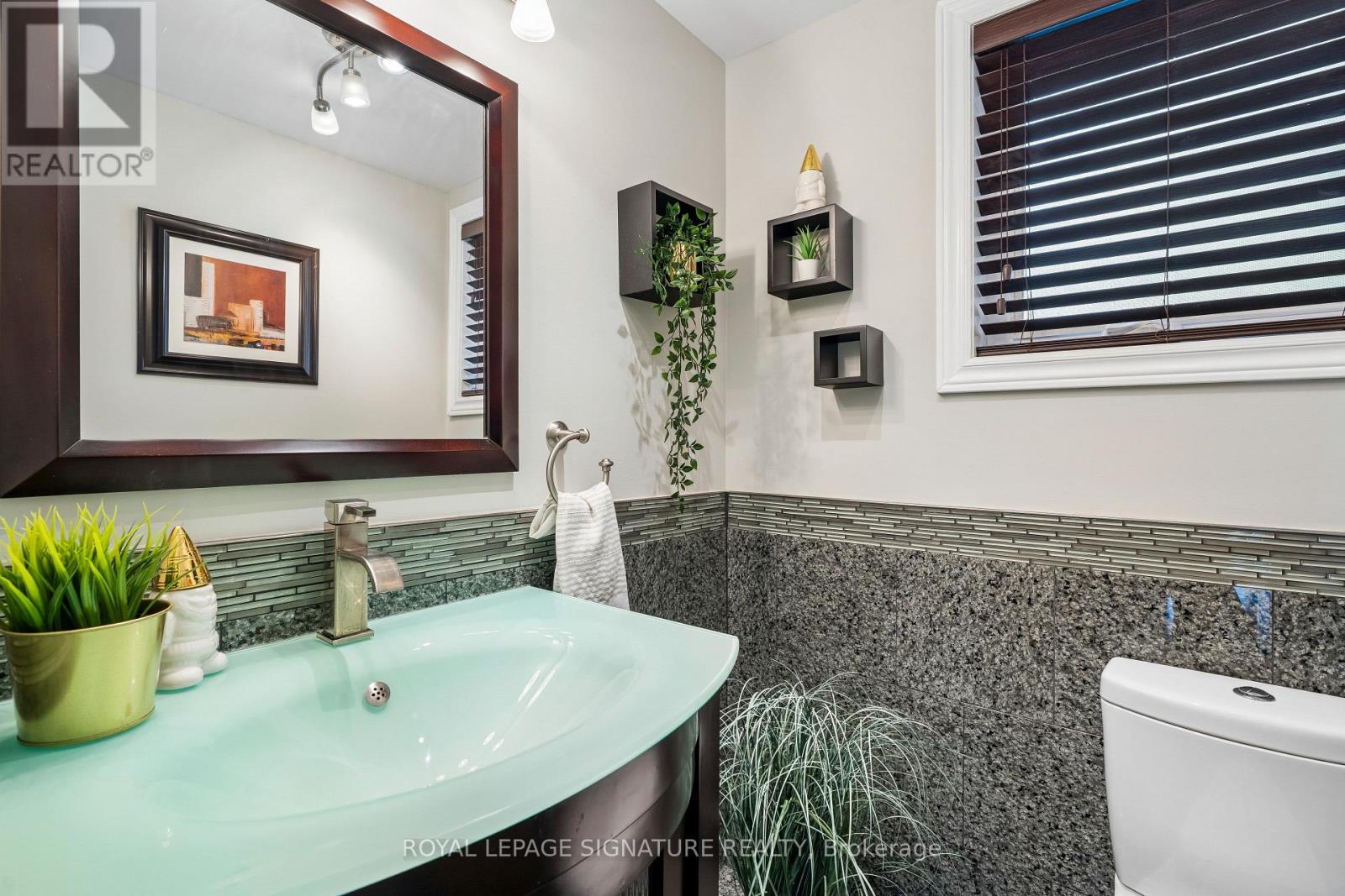 35 Ranchdale Crescent, Toronto, Ontario  M3A 2M1 - Photo 15 - C13105234