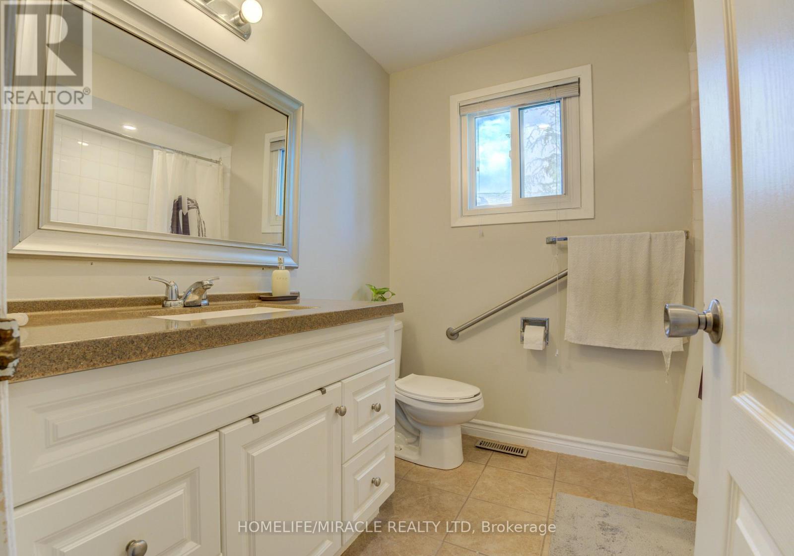 22 Kesteven Crescent, Brampton, Ontario  L6W 4E1 - Photo 21 - W13095276