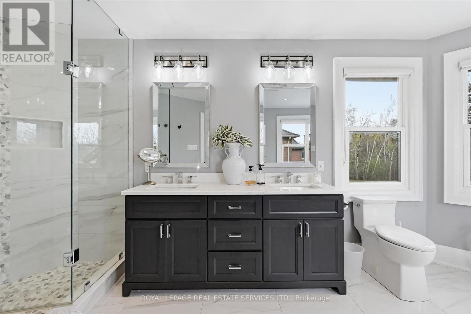 1256 Fieldcrest Lane, Oakville, Ontario  L6M 2L8 - Photo 28 - W13104342