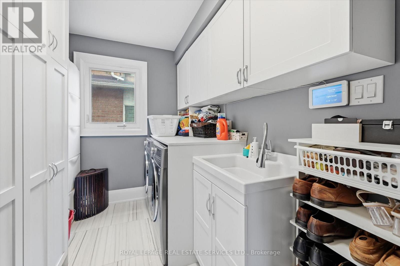 1256 Fieldcrest Lane, Oakville, Ontario  L6M 2L8 - Photo 22 - W13104342
