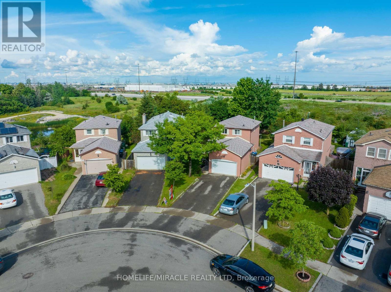 22 Kesteven Crescent, Brampton, Ontario  L6W 4E1 - Photo 34 - W13095276