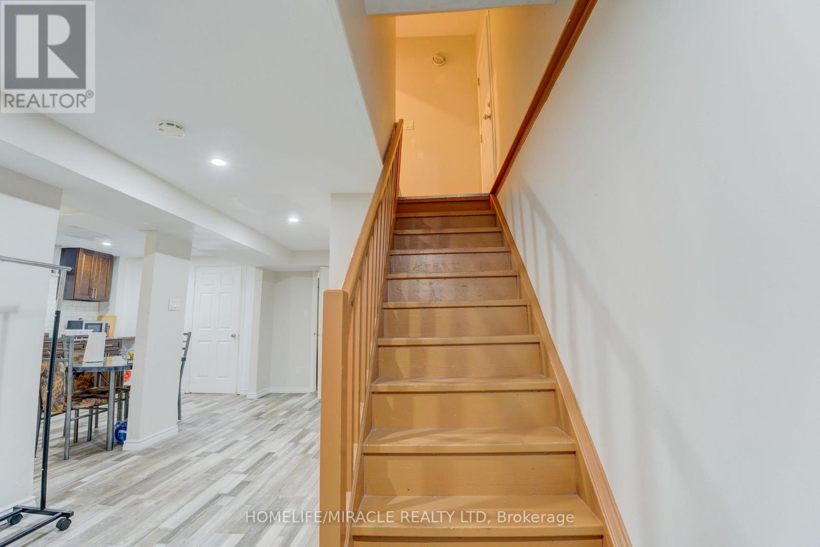 22 Kesteven Crescent, Brampton, Ontario  L6W 4E1 - Photo 22 - W13095276