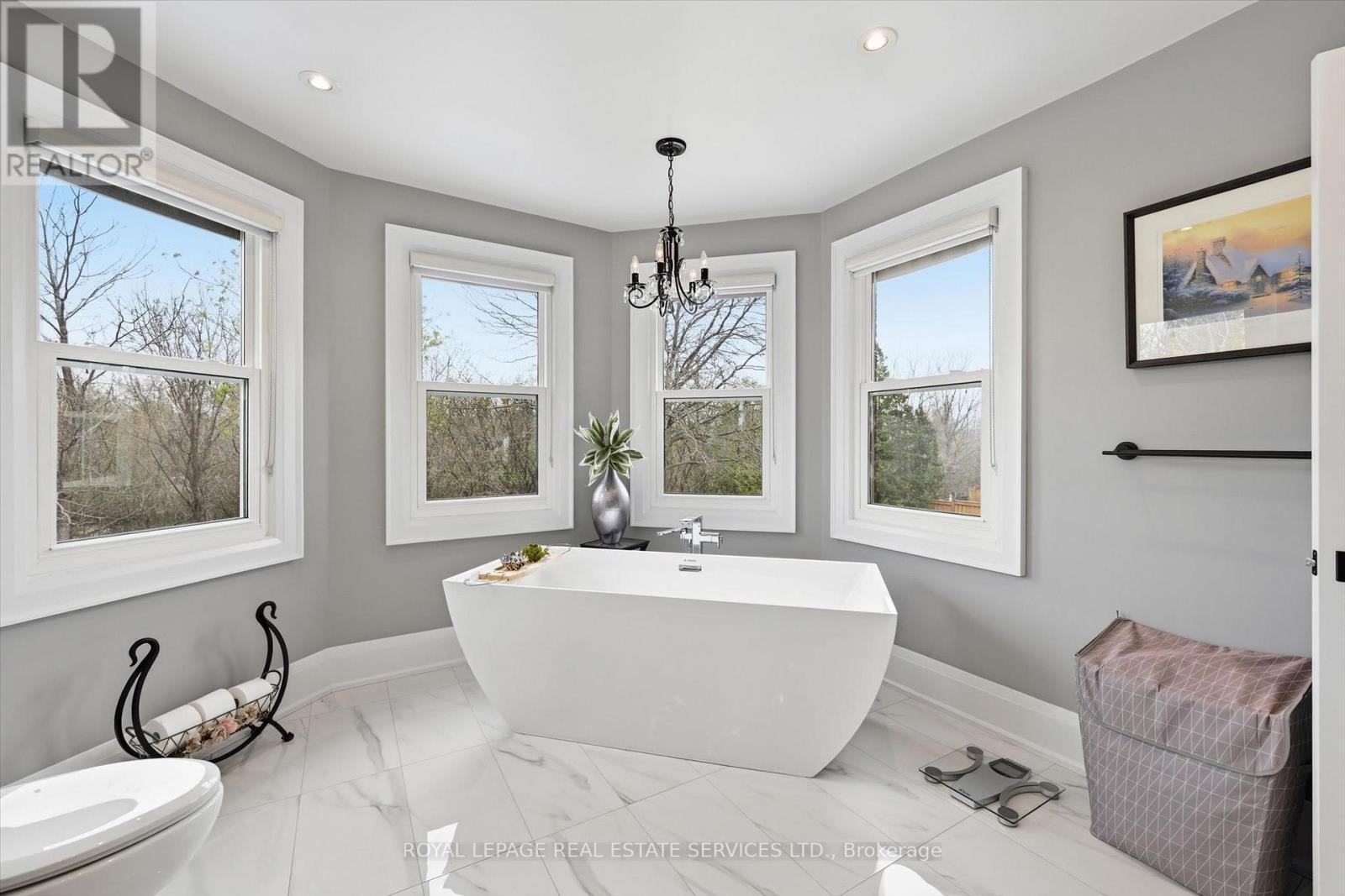 1256 Fieldcrest Lane, Oakville, Ontario  L6M 2L8 - Photo 29 - W13104342