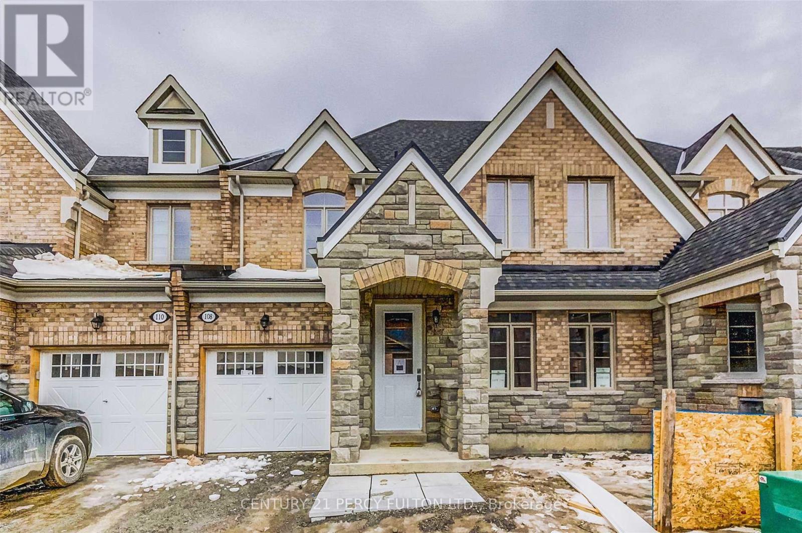 108 WORKMEN'S CIRCLE, Ajax, Ontario