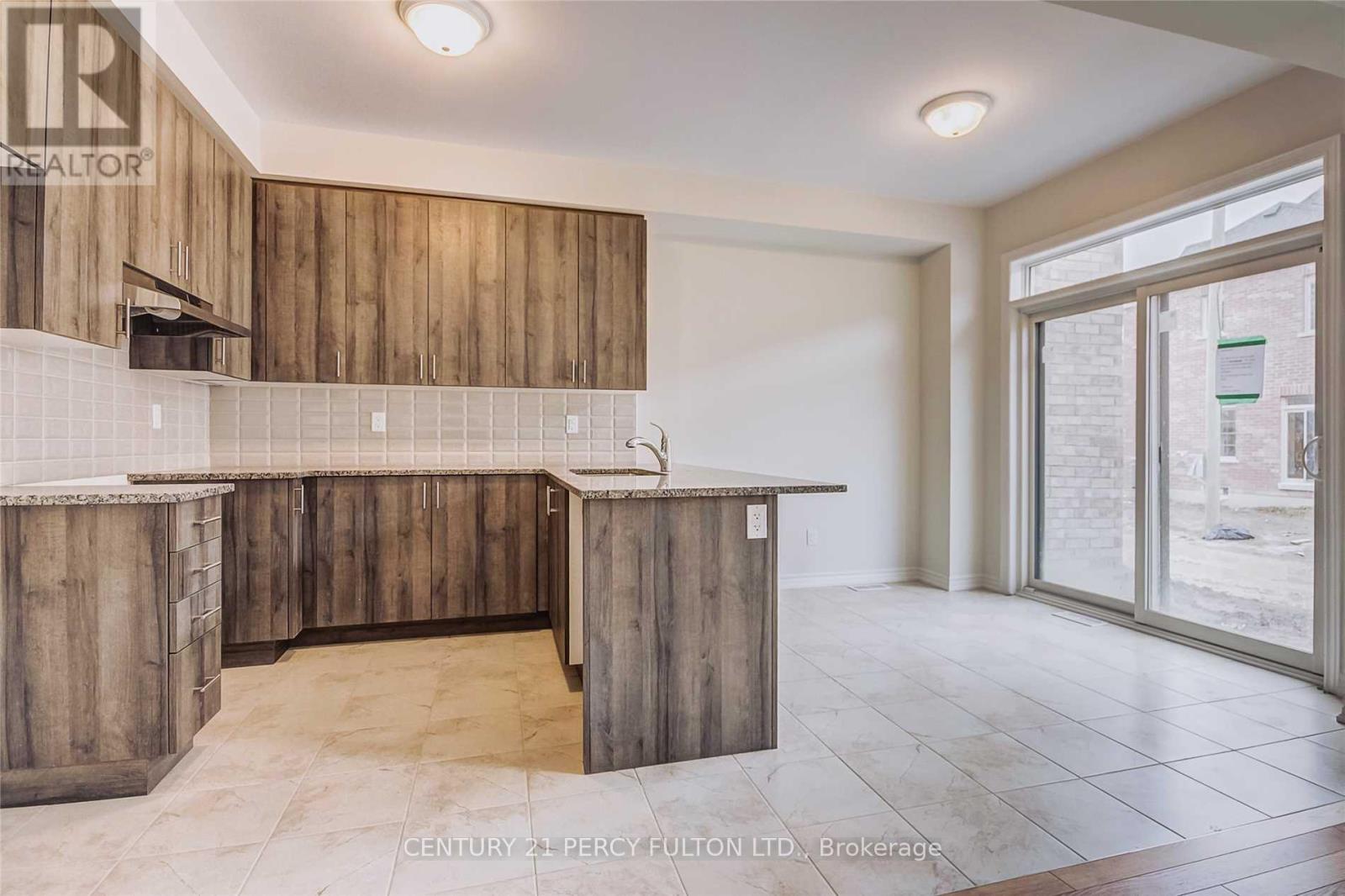 108 Workmen's Circle, Ajax, Ontario  L1T 0N9 - Photo 8 - E13105098