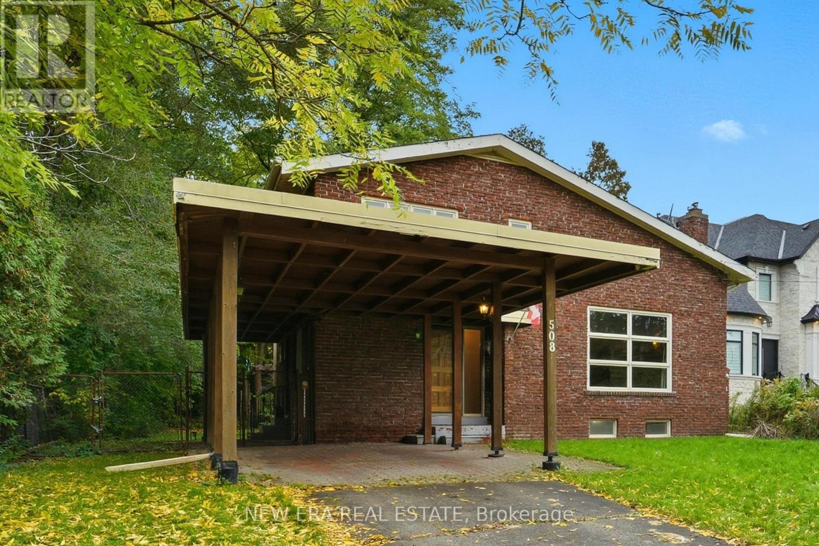 508 Cliffview Road, Pickering, Ontario  L1W 2N9 - Photo 2 - E13105200