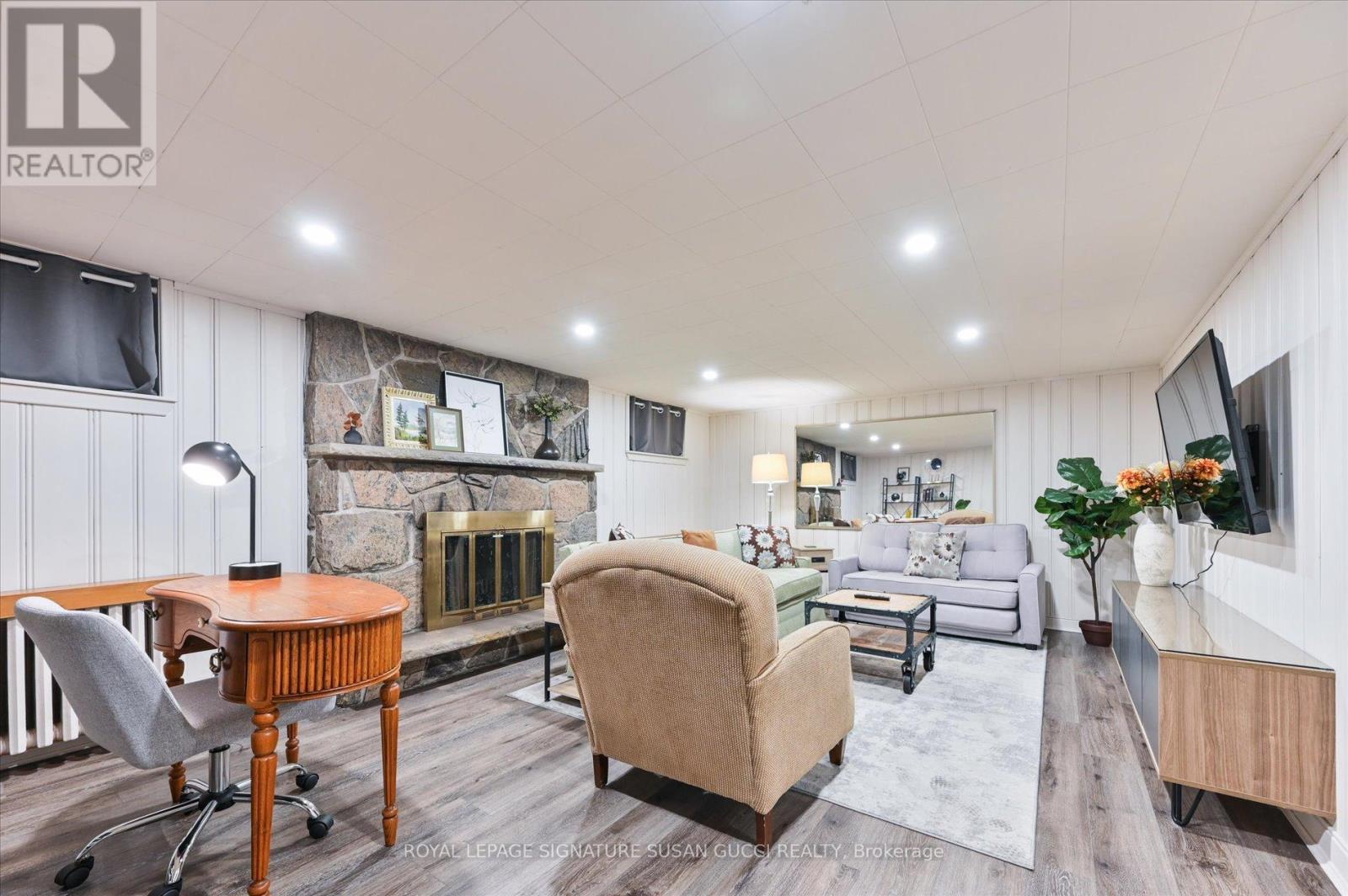 34 Ferris Road, Toronto, Ontario  M4B 1G3 - Photo 18 - E13105258