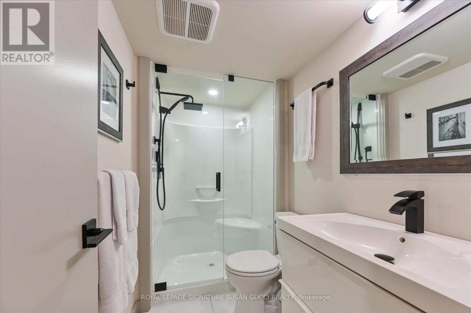 34 Ferris Road, Toronto, Ontario  M4B 1G3 - Photo 20 - E13105258