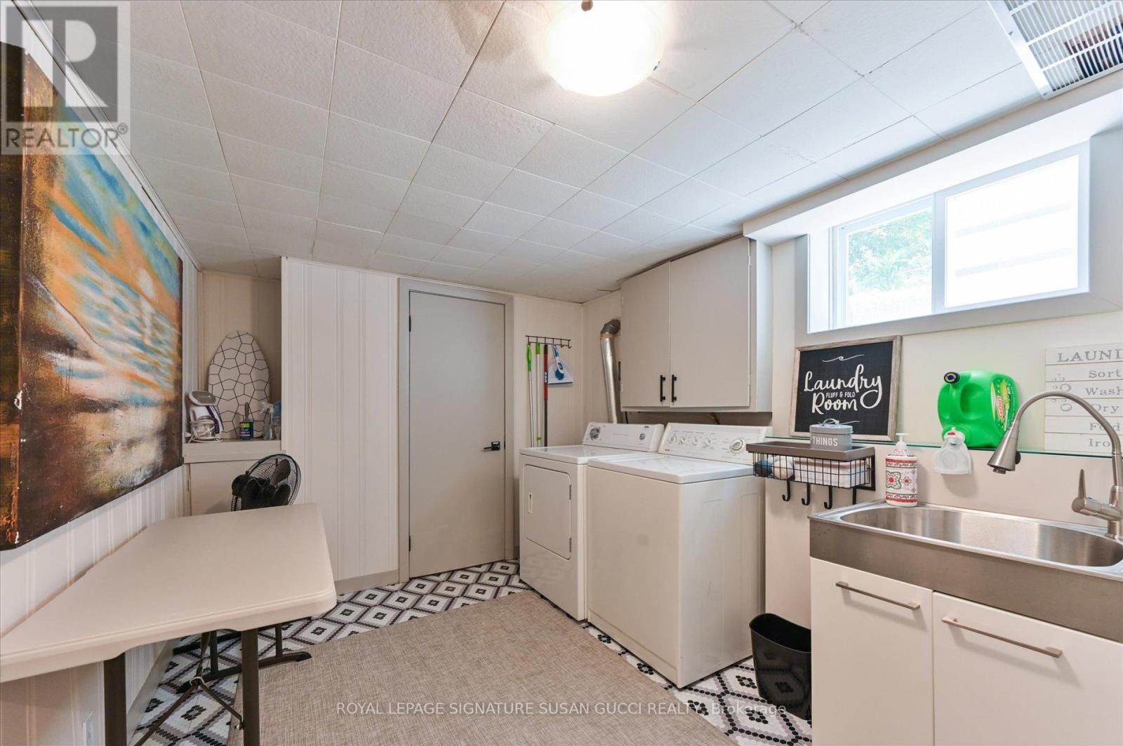 34 Ferris Road, Toronto, Ontario  M4B 1G3 - Photo 21 - E13105258