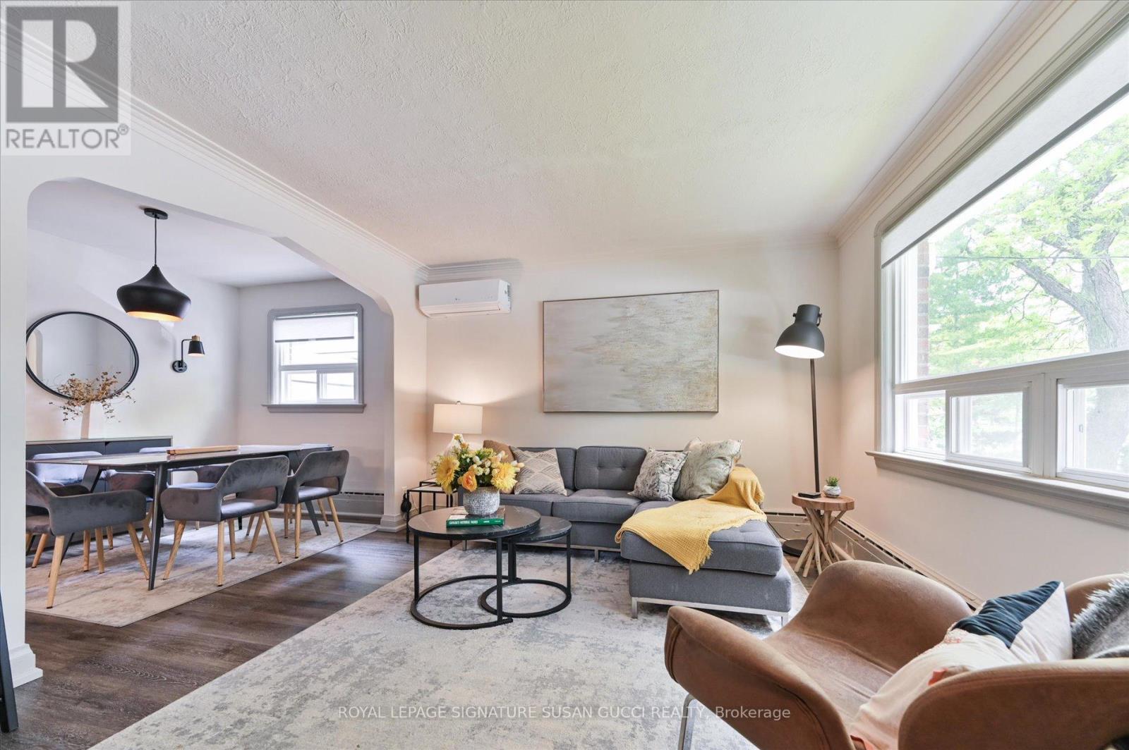 34 Ferris Road, Toronto, Ontario  M4B 1G3 - Photo 7 - E13105258