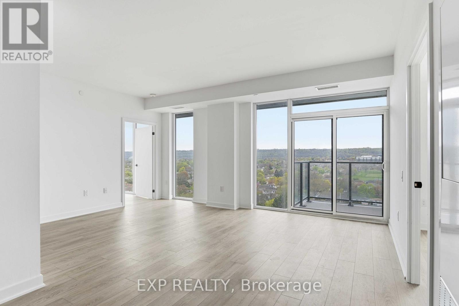 1017 - 2782 Barton Street E, Hamilton, Ontario  L8E 2J8 - Photo 5 - X13059118