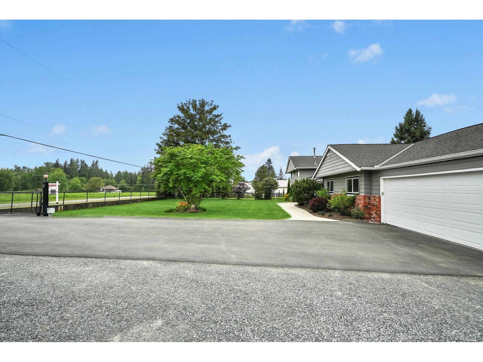 21723 24 Avenue, Langley, British Columbia  V2Z 1P5 - Photo 3 - R3121429