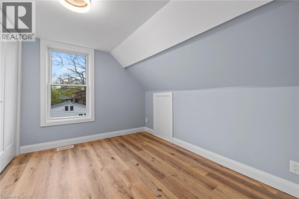 24 East 24th Street, Hamilton, Ontario  L8V 2X7 - Photo 30 - 40825877