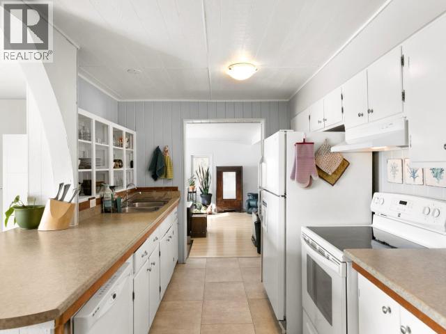708 Cook Street, Whitehorse, Yukon  Y1A 2R9 - Photo 8 - 17241