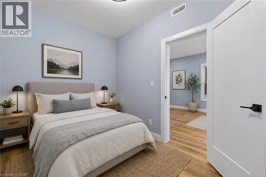 24 East 24th Street, Hamilton, Ontario  L8V 2X7 - Photo 21 - 40825877