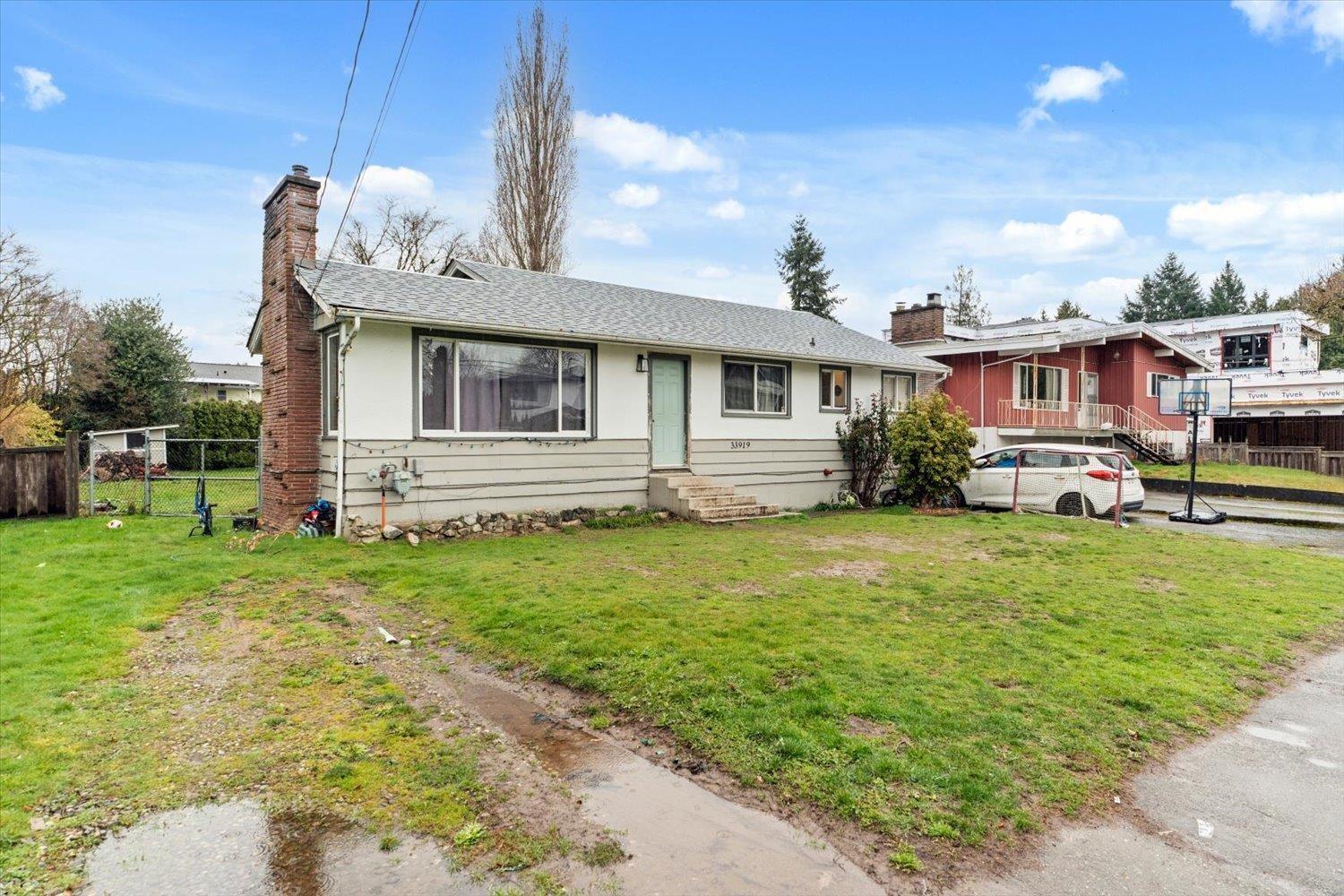 33919 Victory Boulevard, Abbotsford, British Columbia  V2S 1S8 - Photo 4 - R3099408