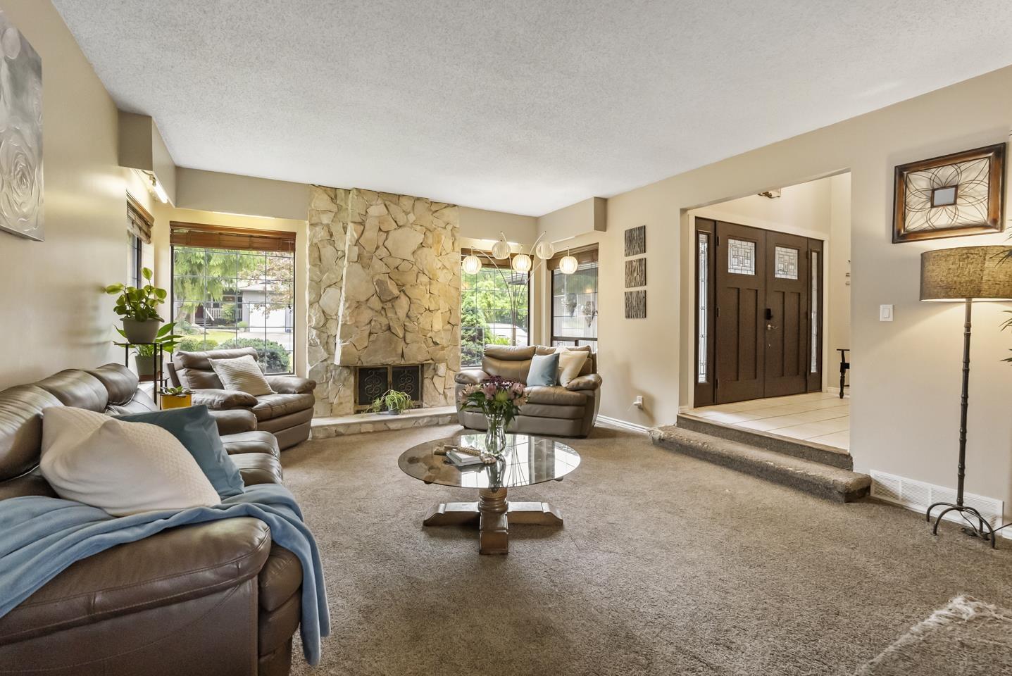 6135 Sunwood Drive, Delta, British Columbia  V4E 2X5 - Photo 4 - R3121461