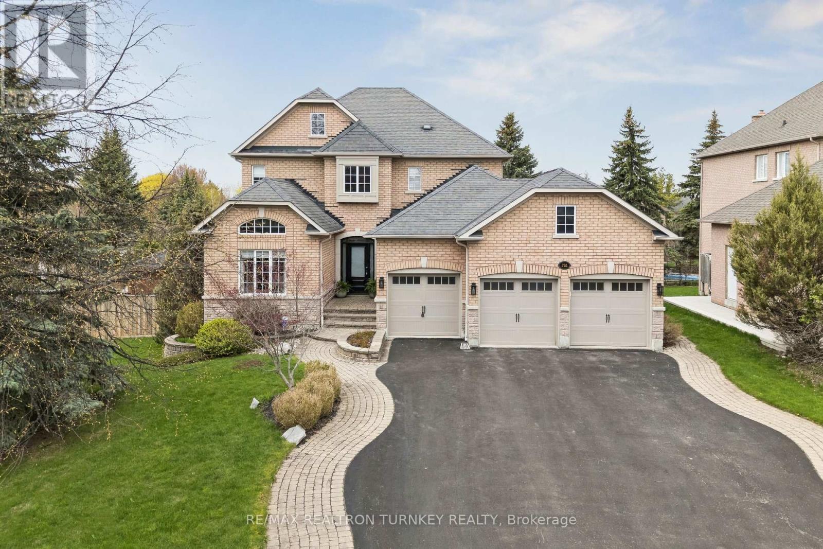 778 QUANTRA CRESCENT, Newmarket, Ontario