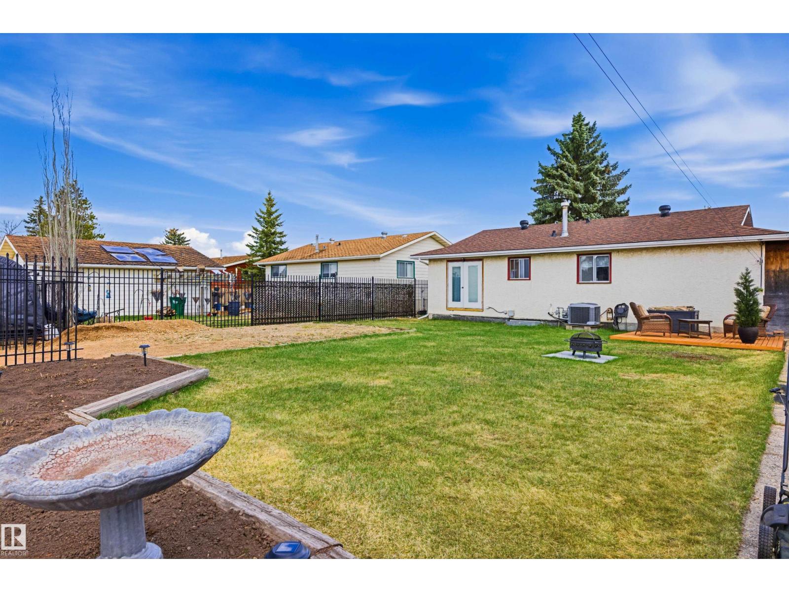 5012 45 St, Lamont, Alberta  T0B 2R0 - Photo 3 - E4486694
