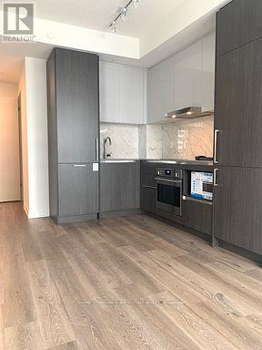 3901 - 225 Commerce Street, Vaughan (Vaughan Corporate Centre), Ontario  L4K 0R1 - Photo 2 - N13105120