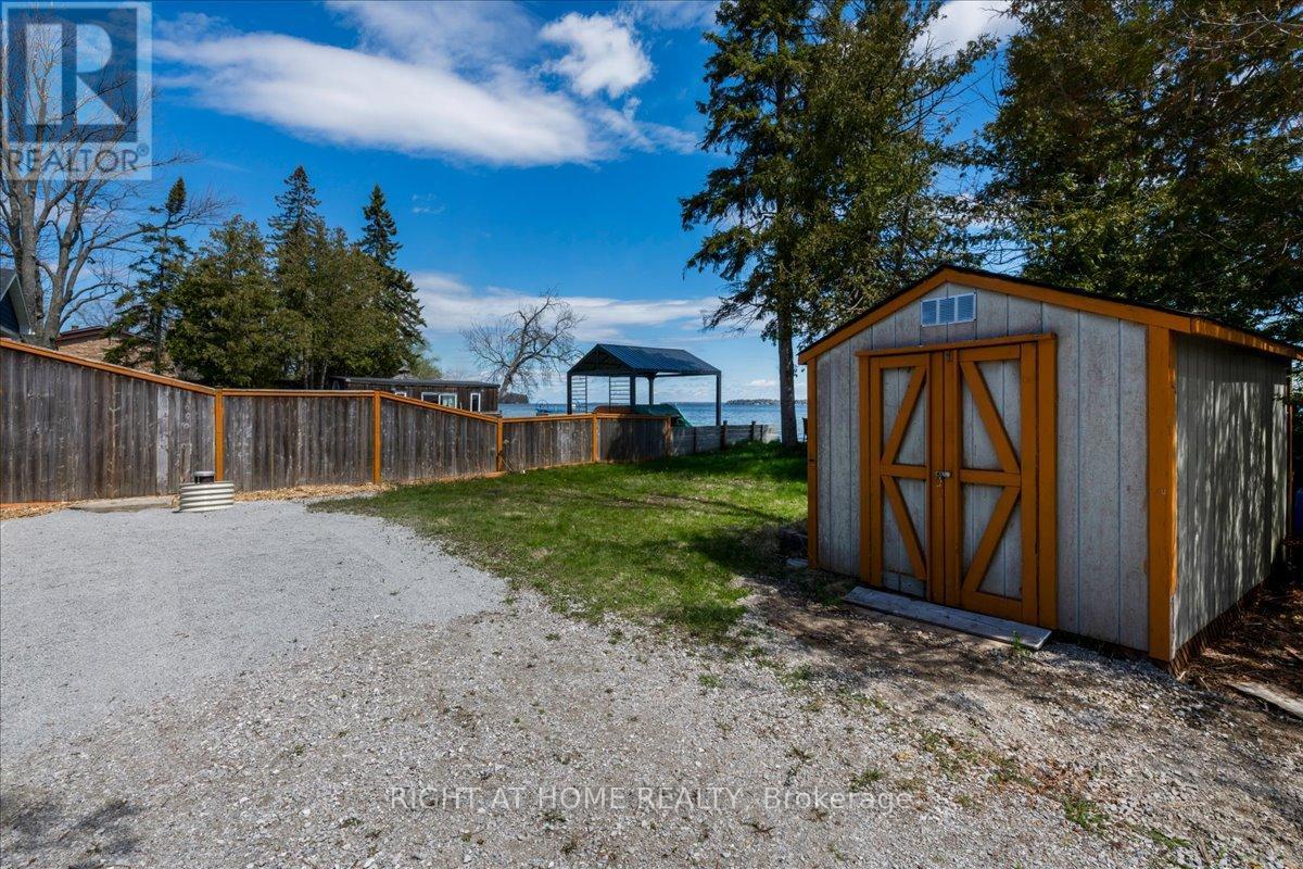 241 Rockaway Beach Place, Innisfil, Ontario  L0L 1K0 - Photo 21 - N13105148