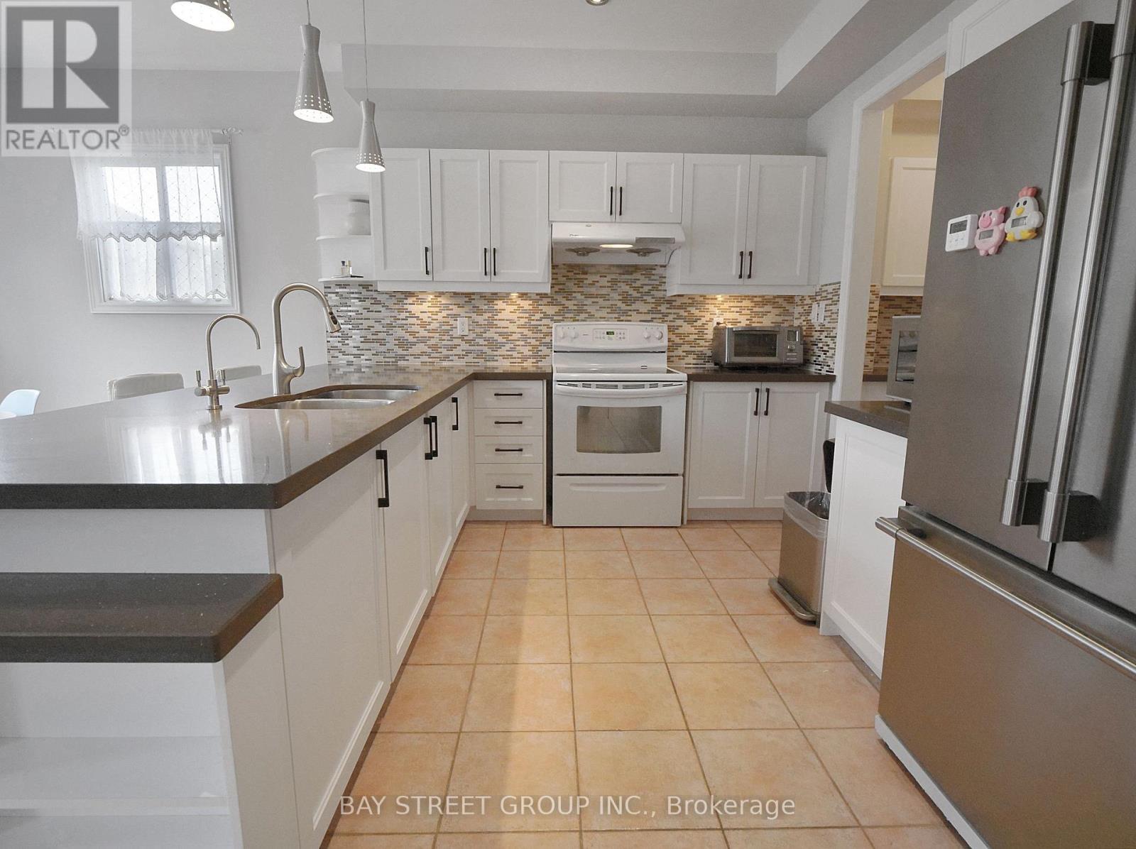 346 Castan Avenue, Markham, Ontario  L3R 4S3 - Photo 9 - N13105278