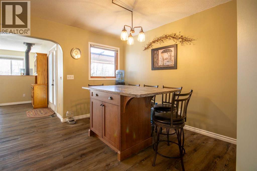 209 2 Street NE, Sundre, Alberta  T0M 1X0 - Photo 20 - A2305673