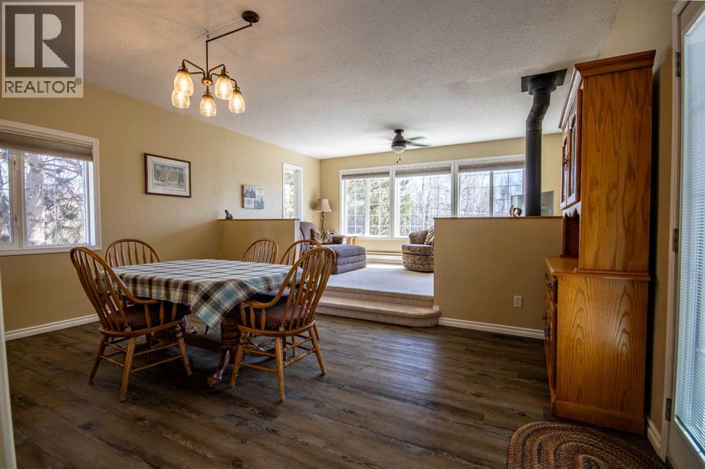 209 2 Street NE, Sundre, Alberta  T0M 1X0 - Photo 17 - A2305673