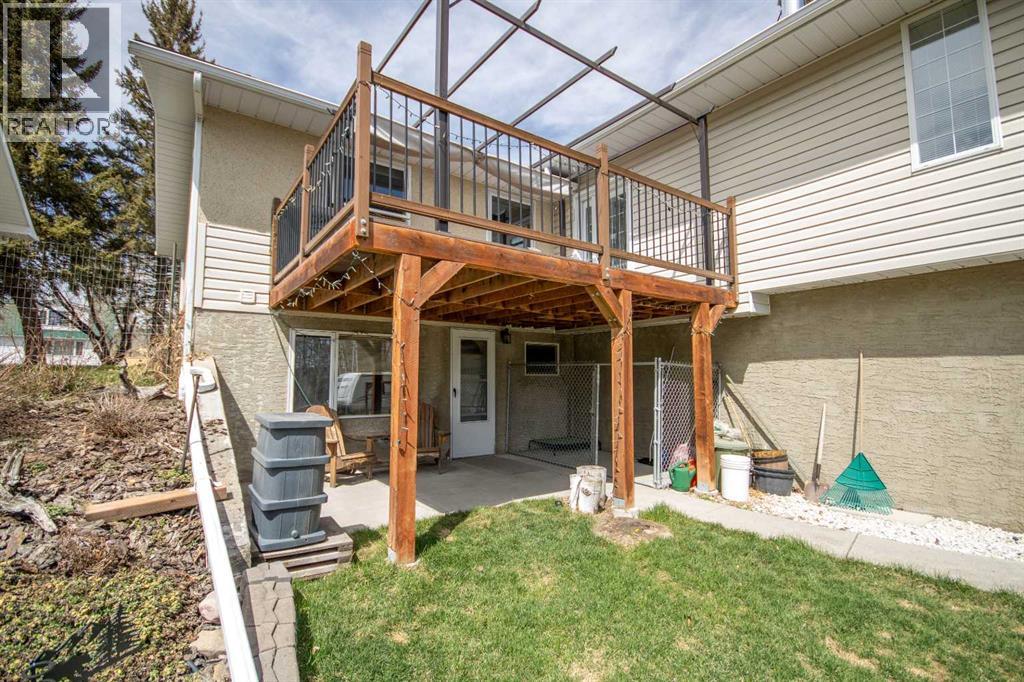209 2 Street NE, Sundre, Alberta  T0M 1X0 - Photo 5 - A2305673