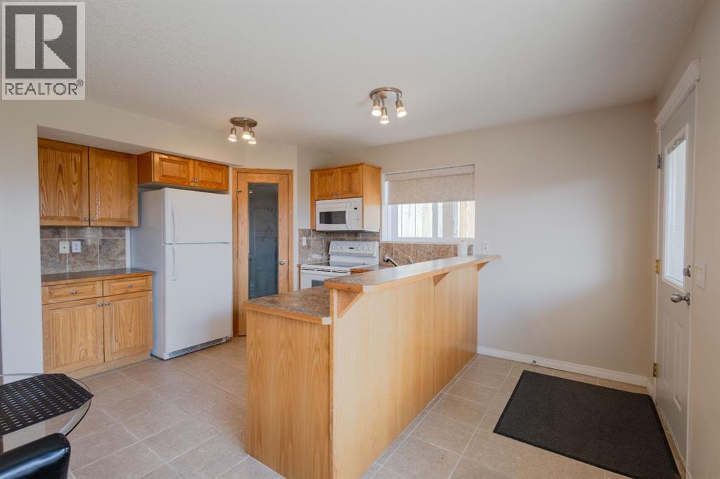 37 Royal Birch Close NW, Calgary, Alberta  T3G 5N8 - Photo 23 - A2308994