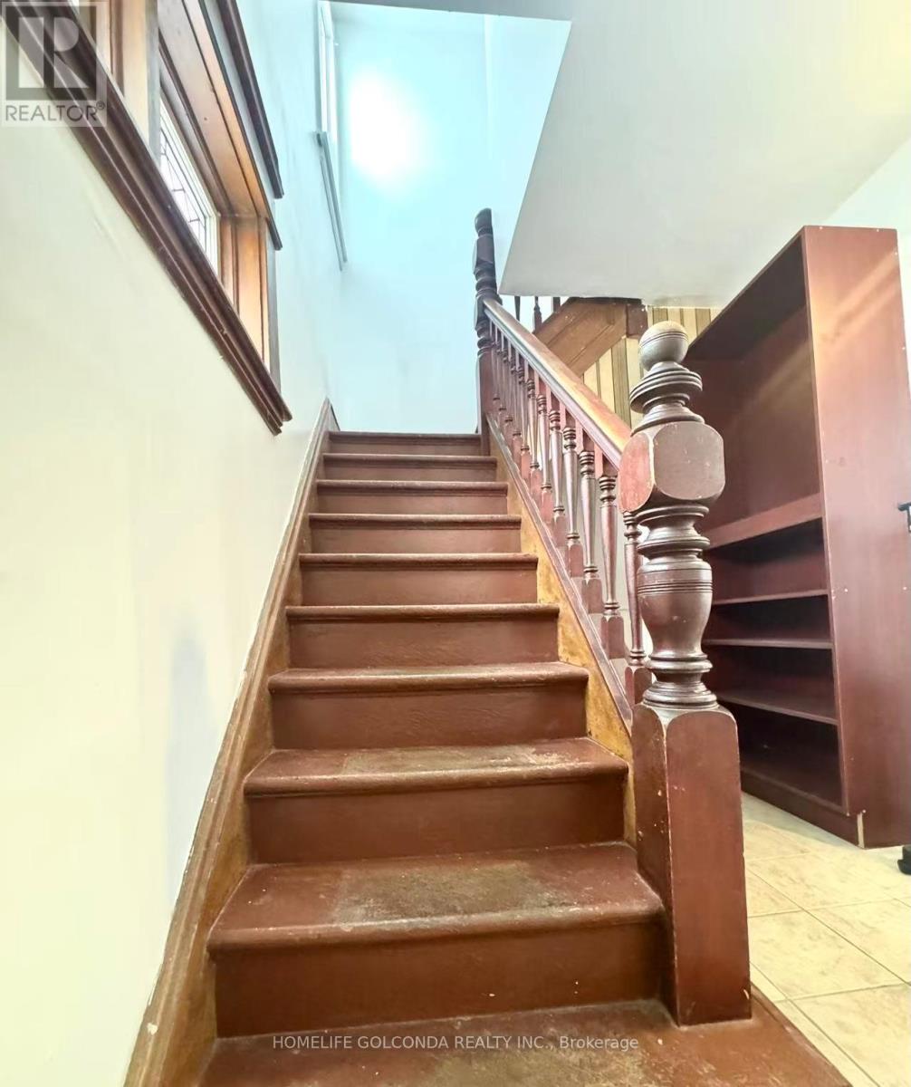109 Elgin Street, Orillia, Ontario  L3V 1S6 - Photo 11 - S13105206