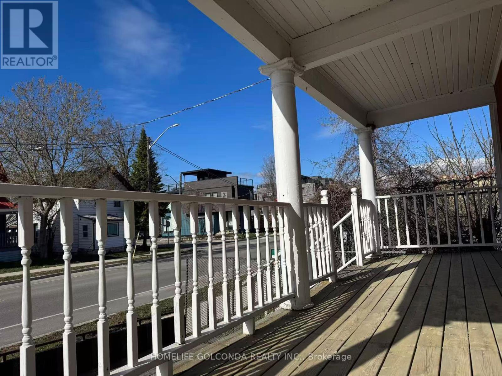 109 Elgin Street, Orillia, Ontario  L3V 1S6 - Photo 4 - S13105206