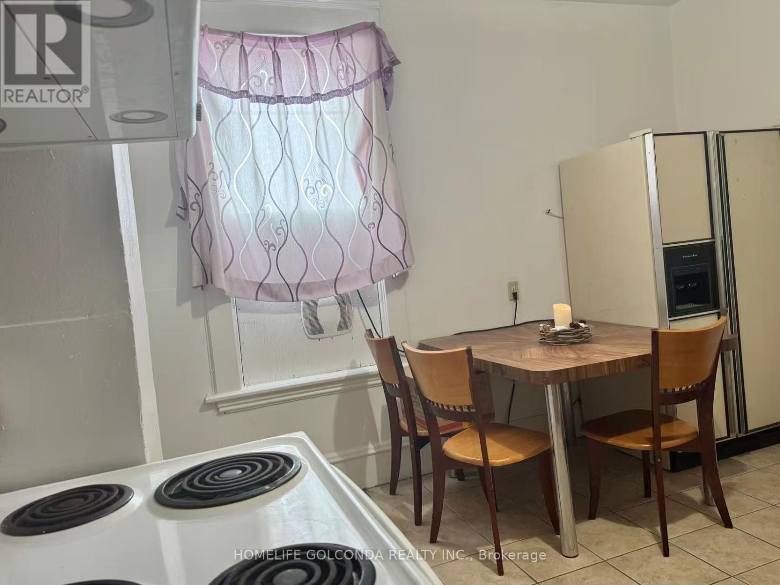 109 Elgin Street, Orillia, Ontario  L3V 1S6 - Photo 6 - S13105206