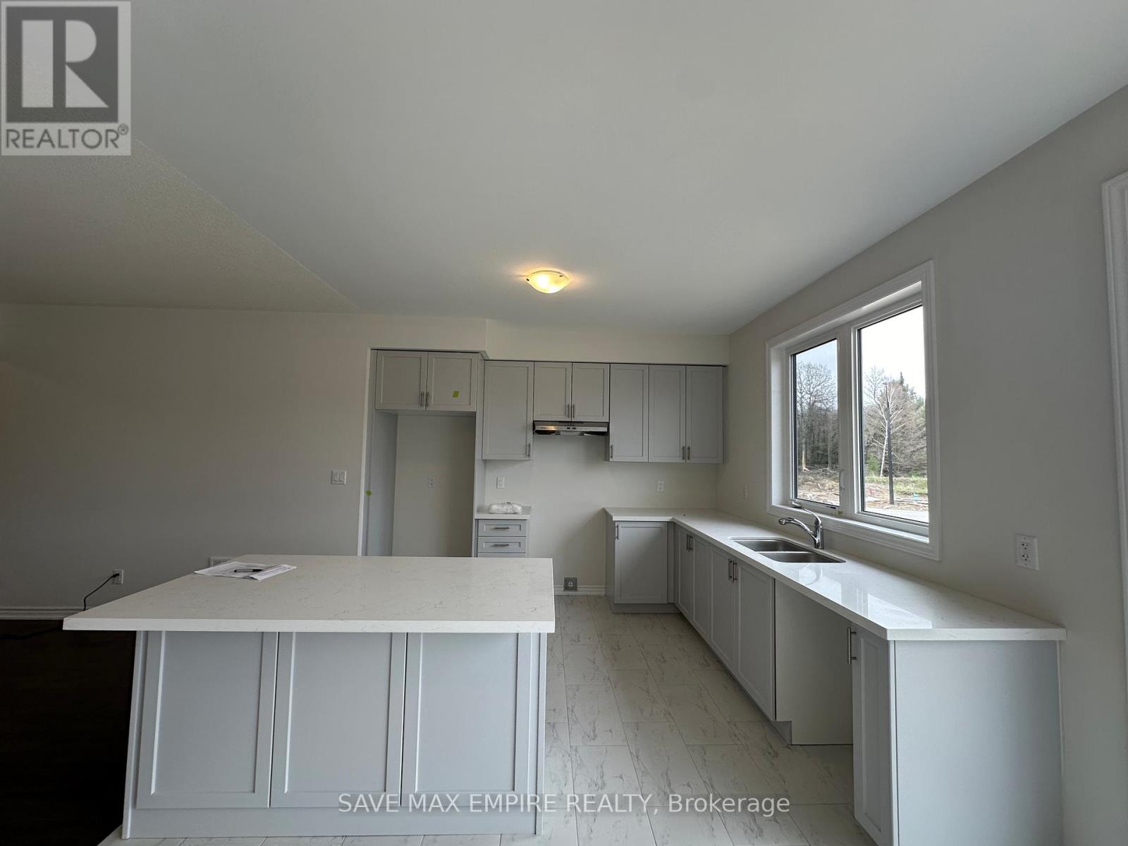 3 Tran Street, Wasaga Beach, Ontario  L9Z 0M9 - Photo 7 - S13105288