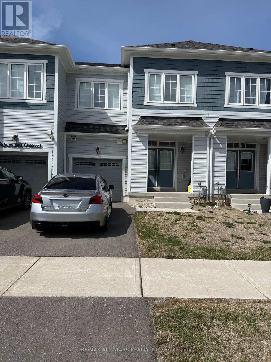 703 POTAWATOMI CRESCENT, Shelburne, Ontario