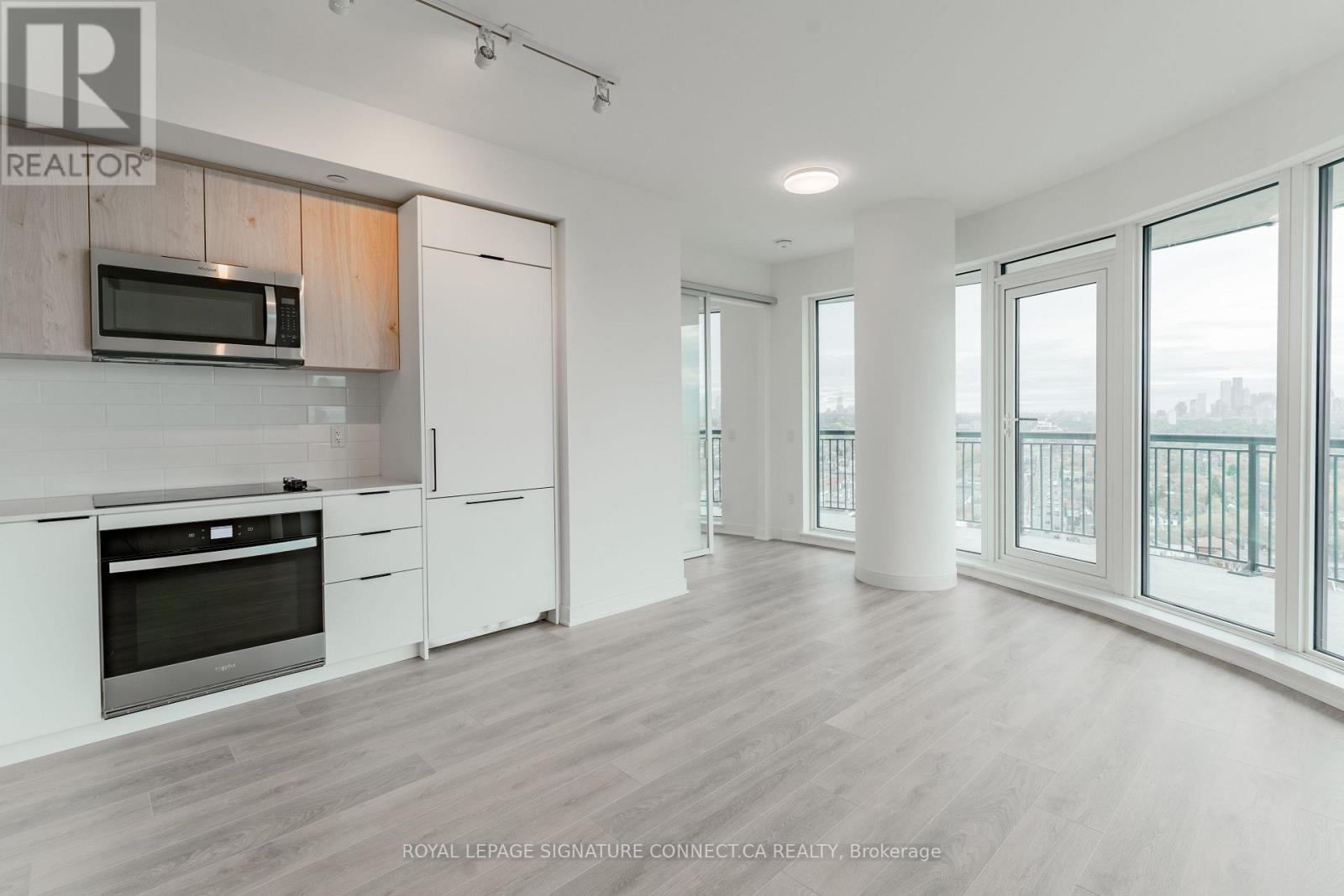 1607 - 1185 Dupont Street, Toronto, Ontario  M6H 0G5 - Photo 3 - W13105108