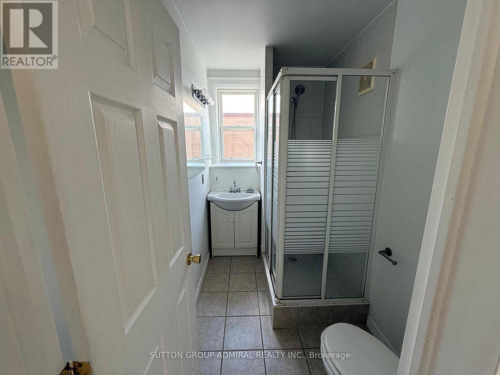 2 - 102 Thirty Ninth Street W, Toronto, Ontario  M8W 3M7 - Photo 8 - W13105130