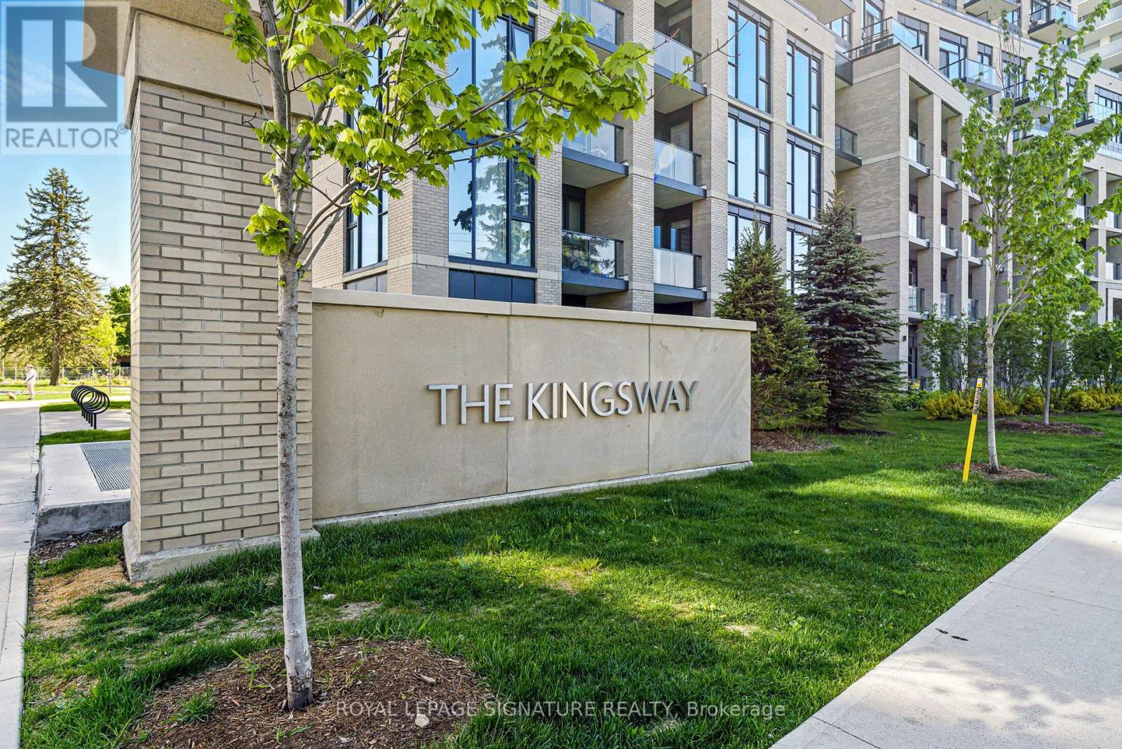 324 - 293 The Kingsway, Toronto, Ontario  M9A 0E8 - Photo 3 - W13105180