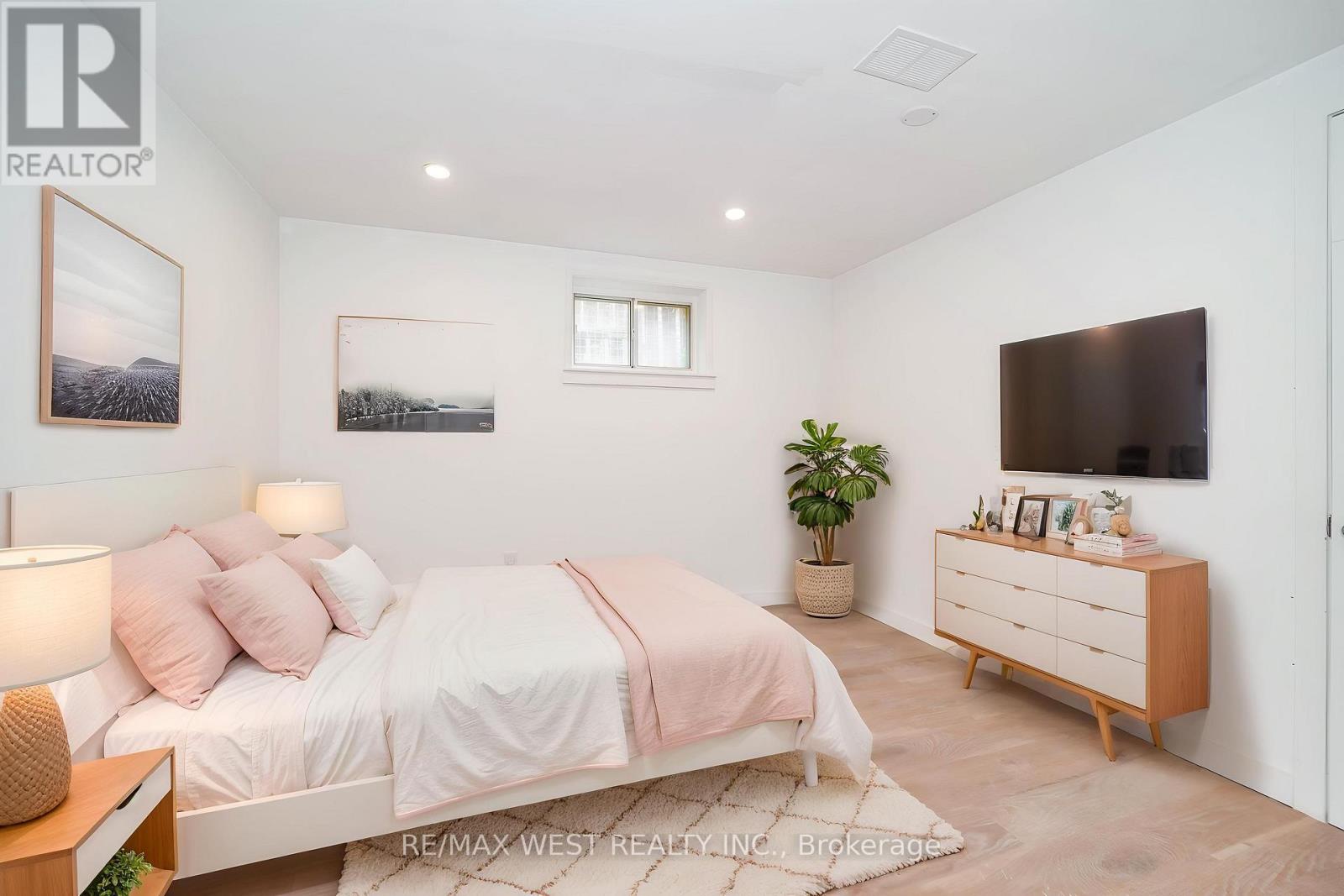 23 Irwin Road, Toronto, Ontario  M9W 2P6 - Photo 10 - W13105222