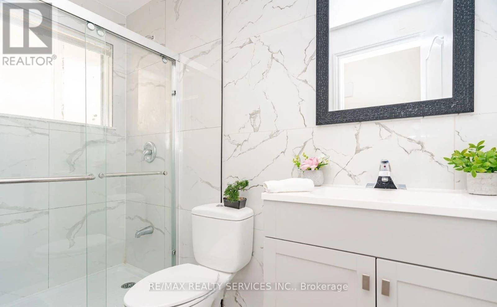46 Staveley Crescent, Brampton, Ontario  L6W 2R9 - Photo 7 - W13105224