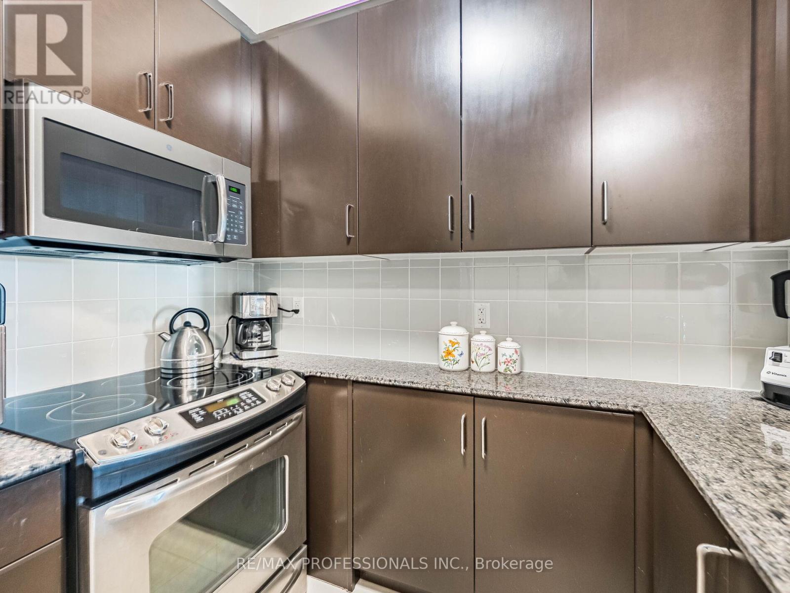 105 - 205 Sherway Gardens Road W, Toronto, Ontario  M9C 0A5 - Photo 12 - W13105246