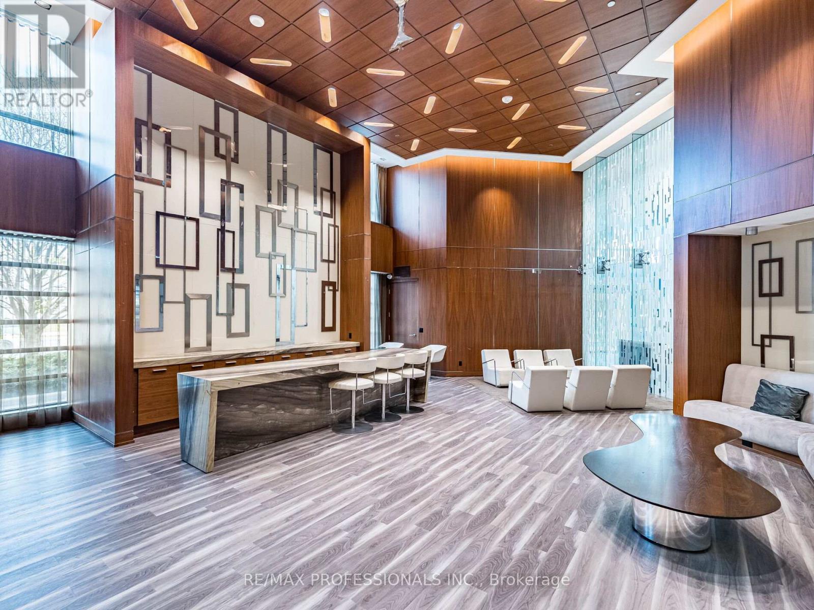 105 - 205 Sherway Gardens Road W, Toronto, Ontario  M9C 0A5 - Photo 3 - W13105246