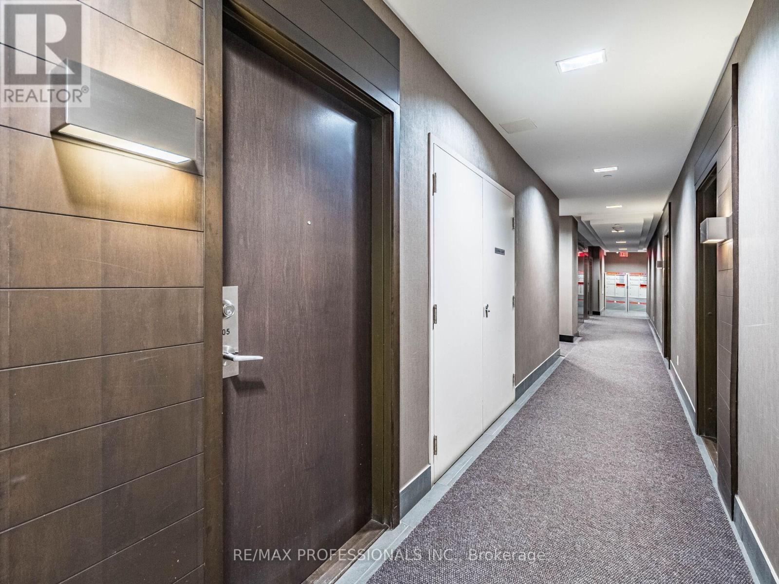 105 - 205 Sherway Gardens Road W, Toronto, Ontario  M9C 0A5 - Photo 5 - W13105246