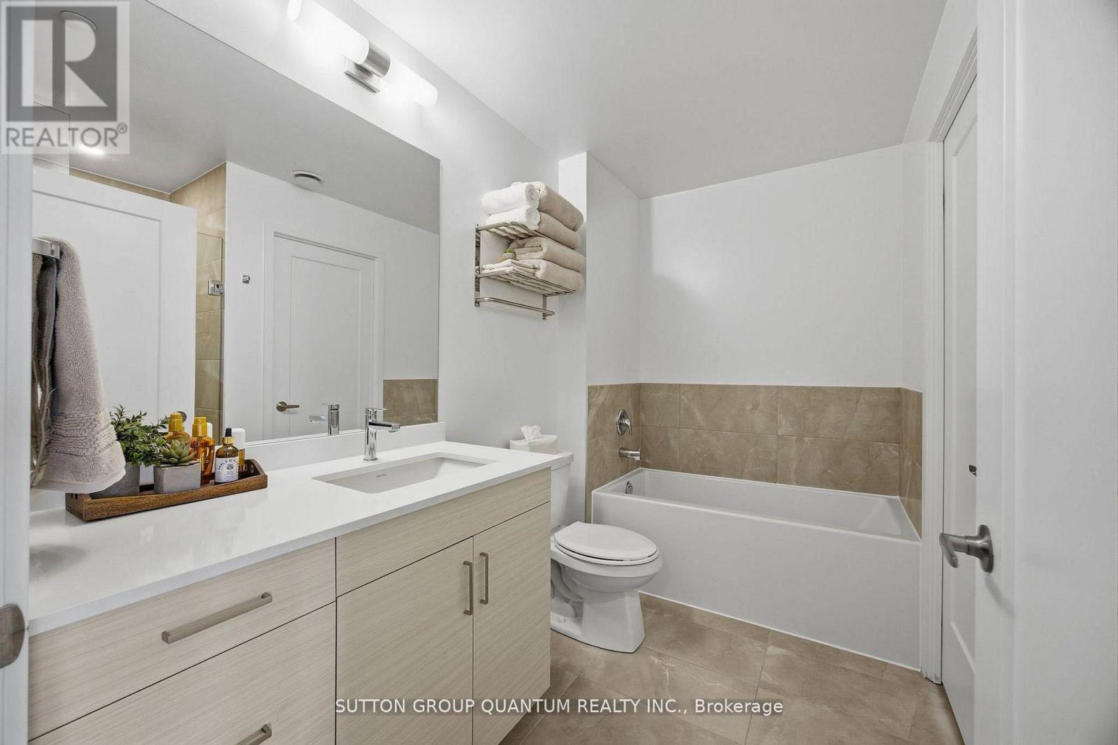 1903 - 1035 Southdown Road, Mississauga, Ontario  L5J 0A2 - Photo 23 - W13105262